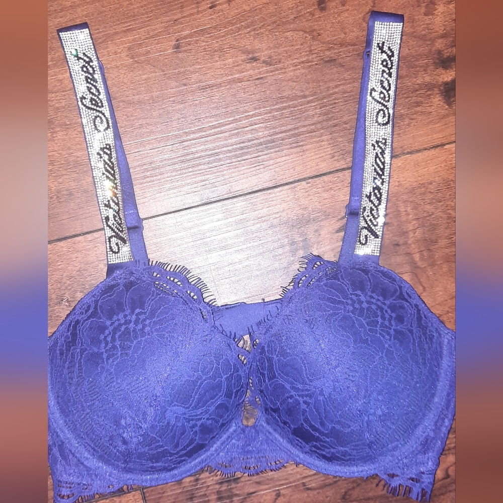 Victoria's Secret push-up bra